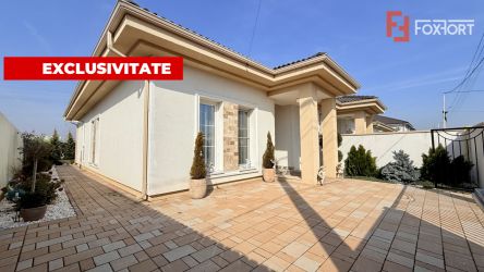 Duplex de vanzare, 3 camere + 2 bai - mobilat si utilat - Mosnita Noua