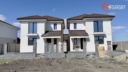 Duplex de vanzare, 4 camere despartit prin camera tehnica - Mosnita