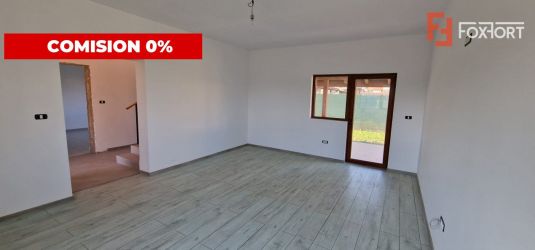 Duplex de vanzare cu 4 camere Mosnita Noua - ID V5302