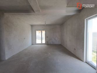 Duplex de vanzare cu 4 camere si teren de 290 mp - Giroc 