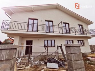 Duplex de vanzare in Urseni.