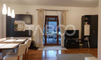 Duplex de vanzare P+M 100 mpu 4 camere curte libera 110 mp Cisnadie