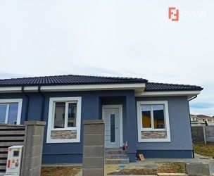 Duplex in Mosnita Noua, zona Serena.