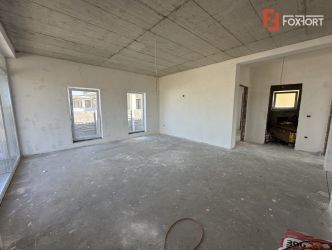 Duplex individual cu 4 camere Urseni - Toate utilitatile