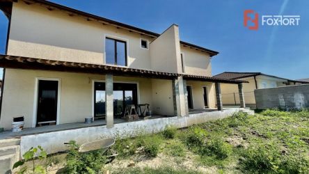 Duplex la cheie cu 4 camere in Chisoda