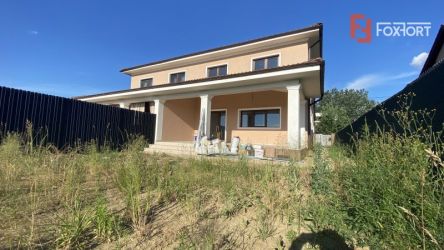 Duplex la Cheie Mosnita Noua