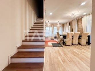 Duplex la cheie teren 280 mp si terasa panorama spectaculoasa Europa