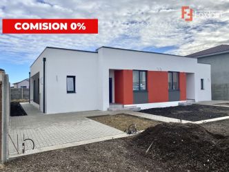 Duplex Mosnita, 3 camere, 2 bai, Toate utilitatile - Comision 0% - ID 