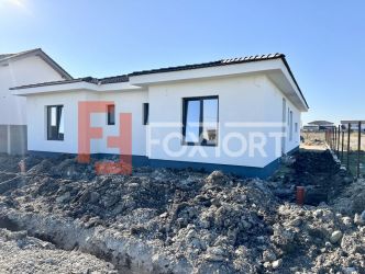 Duplex Mosnita, 3 camere si teren de 366 mp - zid departitor izolat fo