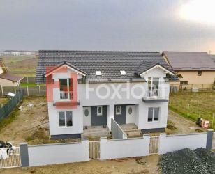 Duplex Mosnita, 4 camere, 2 bai - Toate utilitatile