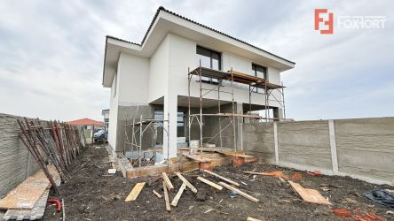 Duplex Mosnita, 4 camere, 2 bai - Toate utilitatile - Drumul Boilor