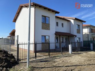 Duplex Mosnita 4 Camere - Pozitionat Excelent - ID V4037