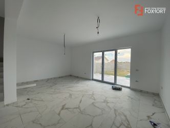 Duplex Mosnita, 4 camere, pozitionat facil - ID V3544