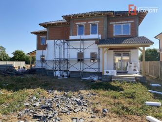 Duplex Mosnita, 4 camere, toate utilitatile, cartier Serena 1 - ID V39