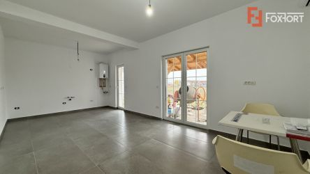 Duplex Mosnita cu 4 camere si teren de 350 mp 