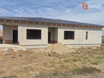 Duplex nou de vanzare cu 3 camere si teren de 300 mp, zona Bucovat