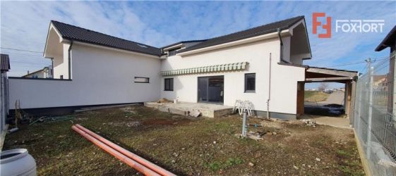Duplex, oportunitate de compartimentare interior - V1445