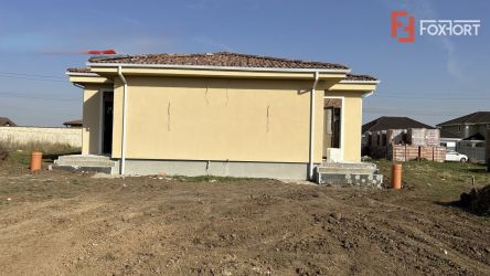 Duplex pe parter, 3 camere Sanandrei - ID V5747