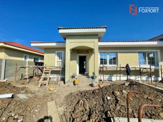 Duplex pe parter, 4 camere - V2595