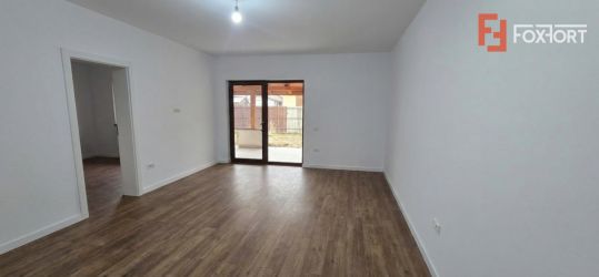 Duplex plan parter in spate la Valery Mosnita Noua