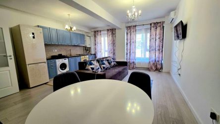 Fii jovial! Simte-te acasa intr-un 2 camere luxos... la Jovial!