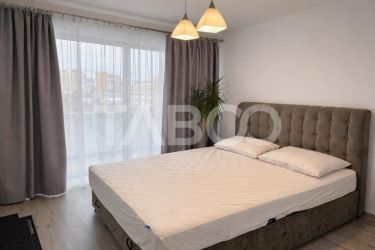 Garsoniera bucatarie separata de inchirat Doamna Stanca lift balcon