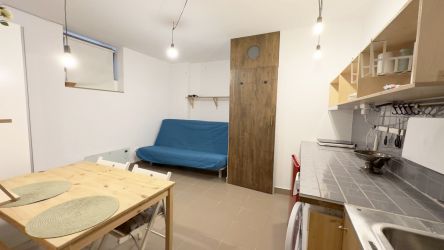 Garsonieră cochetă în Cotroceni – mică, veselă și gata de muta