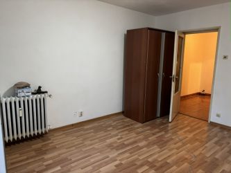 Garsoniera cu balcon 32mp, Bucuresti, Titan, 59.000euro
