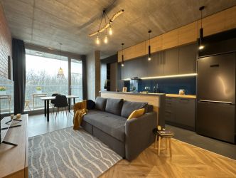 Garsoniera Cu Vedere La Padure, ready to move! La prima Inchiriere!