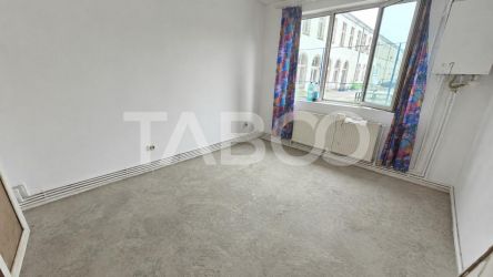 Garsoniera de vanzare de renovat 26mp in zona Terezian Sibiu
