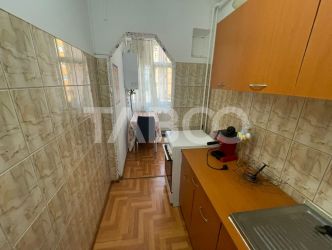 Garsoniera decomandata de inchiriat 28 mpu etaj 1 Vasile Aaron Sibiu