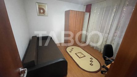 Garsoniera decomandata de inchiriat zona Turnisor gata de mutare