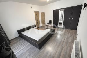 Garsoniera decomandata de vanzare balcon parcare Alma Turnisor