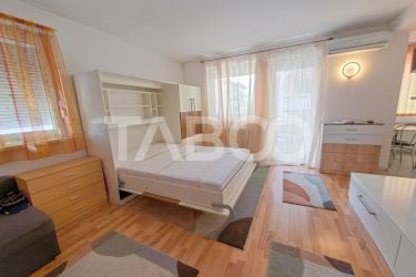 Garsoniera decomandata de vanzare cu lift si pivnita Colinei Sibiu