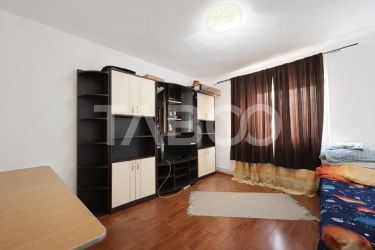 Garsoniera decomandata de vanzare in Strand la etajul 1 cu pivnita  