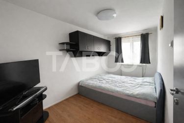 Garsoniera decomandata de vanzare in Terezian etajul 1 