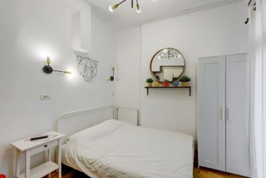 Garsoniera Hristo Botev | Centrala