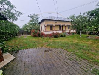 Gospodărie completă și spațioasă -Lunca Corbului- Ciesti!