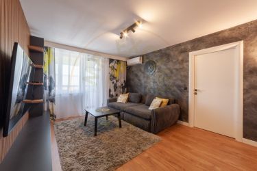 Inchiriere apartament 2 camere Pitesti ultracentral, langa Primarie