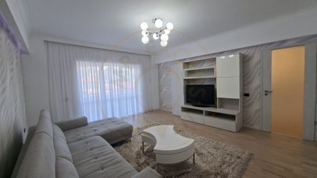 Inchiriere apartament 3 camere centru Ultramodern-Bloc nou