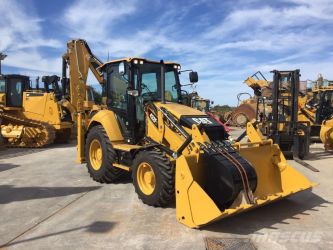 Închiriere Buldoexcavatoare cu Atașamente Diverse