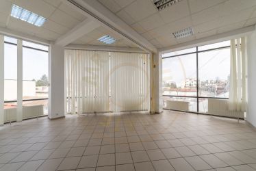 Inchiriere Spatiu Comercial - Locație excelentă - Bld. Republicii 4,