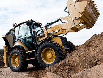 Închirierez Buldoexcavatoare cu Atașamente Diverse.