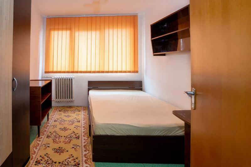 Inchiriez apartament 3 camere Brancoveanu intersectie Luica-4