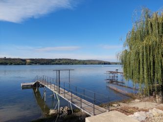 Inchiriez casa 3 camere,140mp utili,teren 1000mp,zona Simian, 700euro