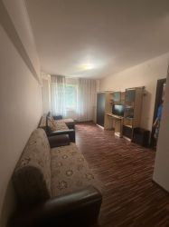 Inchiriez garsoniera 32mp, zona Stefan cel Mare, 400euro