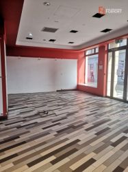 Inchiriez spatiu comercial in P-ta Victoriei - Timisoara