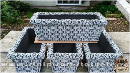 Jardinieră ornament flori, gri patinat, model J11.