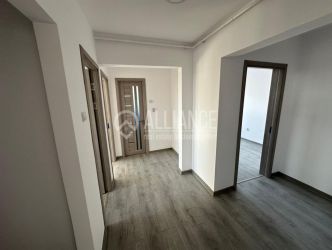 Km 4-5 apartament 3 camere renovat modern