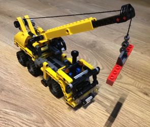 LEGO Technic 8067: Mini Mobile Crane 8-14 ani, complet 100%